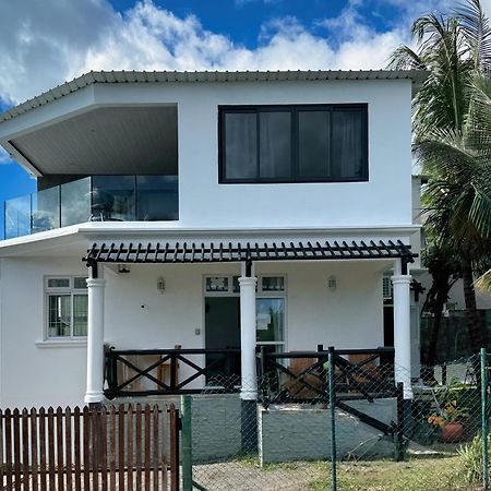 Twakila Sunset Suites La Gaulette Kültér fotó